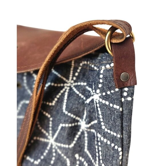 Handcrafted Crossbody Denim & Leather Shoulder Bag With Floral Faux Embroidery P - Picture 6 of 10